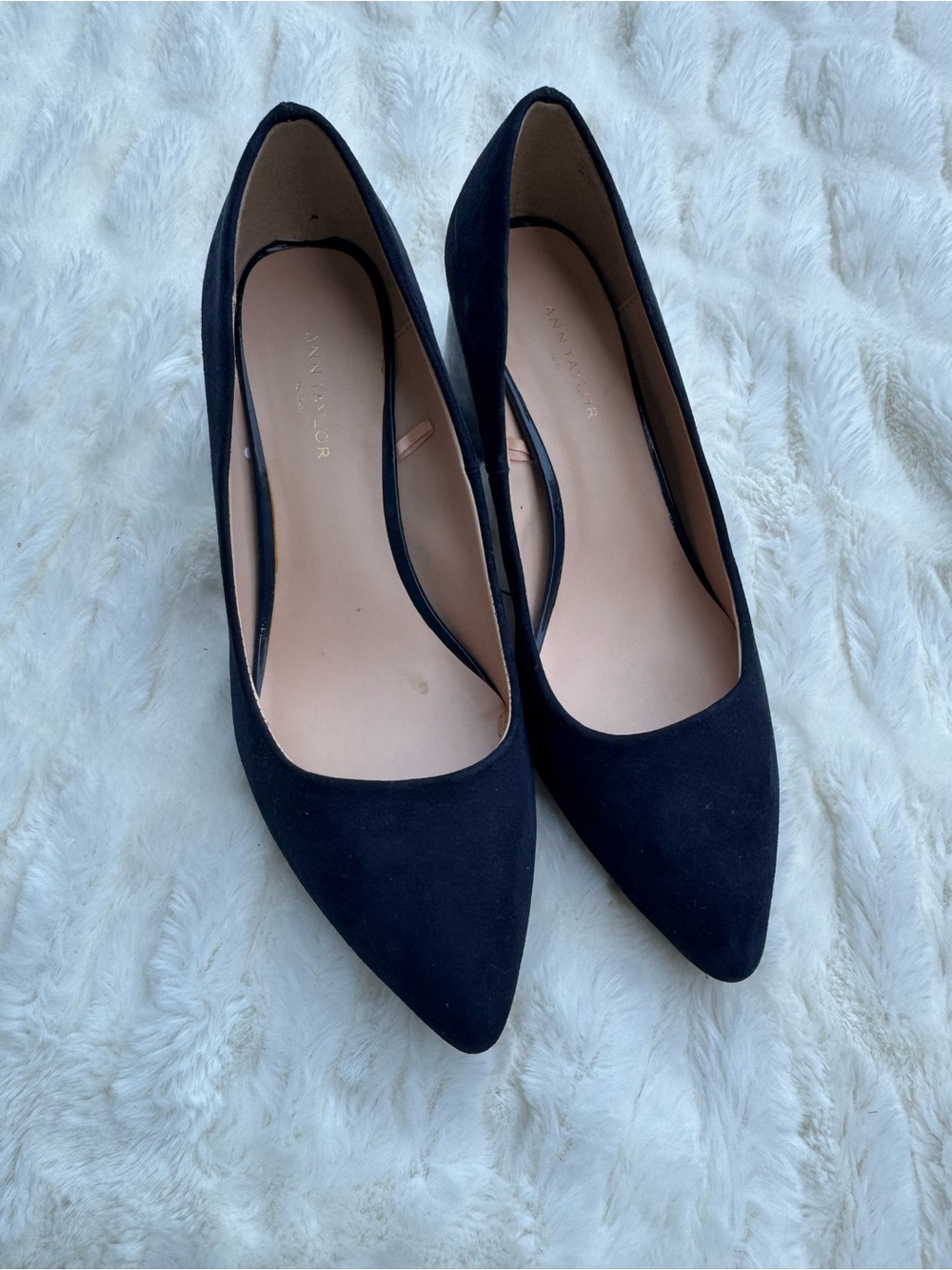 Ann Taylor Factory Black Pointed Toe Flats